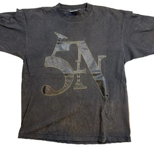 ミュージシャン VINTAGE 90s Nine Inch Nails Sin Tee 1990 Nine Inch Nails Sin Shirt | Authentic Vintage Tee – WyCo Vintage