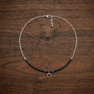 Crescent Moon Beaded Necklace – Blue Gemstone Bead Necklace – Minimalist Celestial Jewelry – Boho Moon Charm Necklace Gift for Her