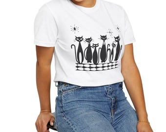 Retro Atomic Cat Graphic T-Shirt: Gift for Cat Lovers