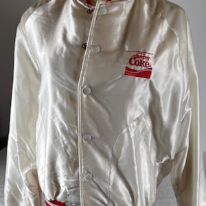 Vintage Cherry Coke Satin Jacket Aristo Jac Hilton 80s Coca Cola Bomber White Red 18/20 Small Retro