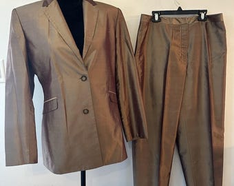 Traje de dos piezas para mujer, de seda pura marrón, talla 10, estilo vintage, ideal para familias adineradas.