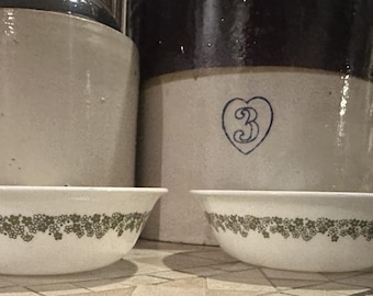 VTG Set of 2 Corelle Spring Blossom Crazy Daisy Green Coupe Cereal Bowls 6 1/4"