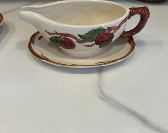 Vintage Franciscan Apple Gravy Boat with Attached Underplate Made In USA 1958-60