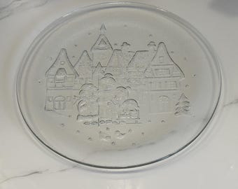 Christmas Platter/Plate Carolers Singing Village Town 13" Clear Glass Vintage