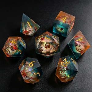 Sunset Gradient Plum Blossom Liquid Core Resin Dice Set, Sharp Edge DnD Dice