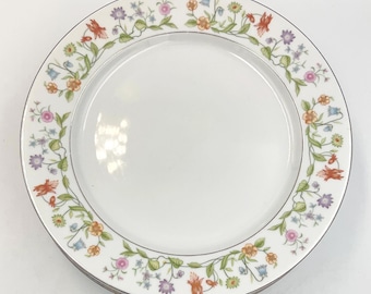 Set of 2, 1982, Ashley Overseas LTD, 7.5 Inch Salad Plates