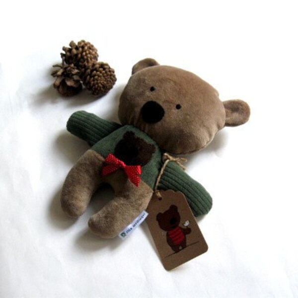 Teddy bear rag doll toy plush toddler child friendly soft softie plushie light brown dark olive green corduroy felt 25 cm 9,8 inch