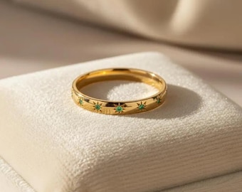 Star Elegant Solid Gold Emerald Band, 14k Gold Simple Marriage Rings for Women Ring Star Chevron Wedding Band Women Moon Crescent Ring Gift