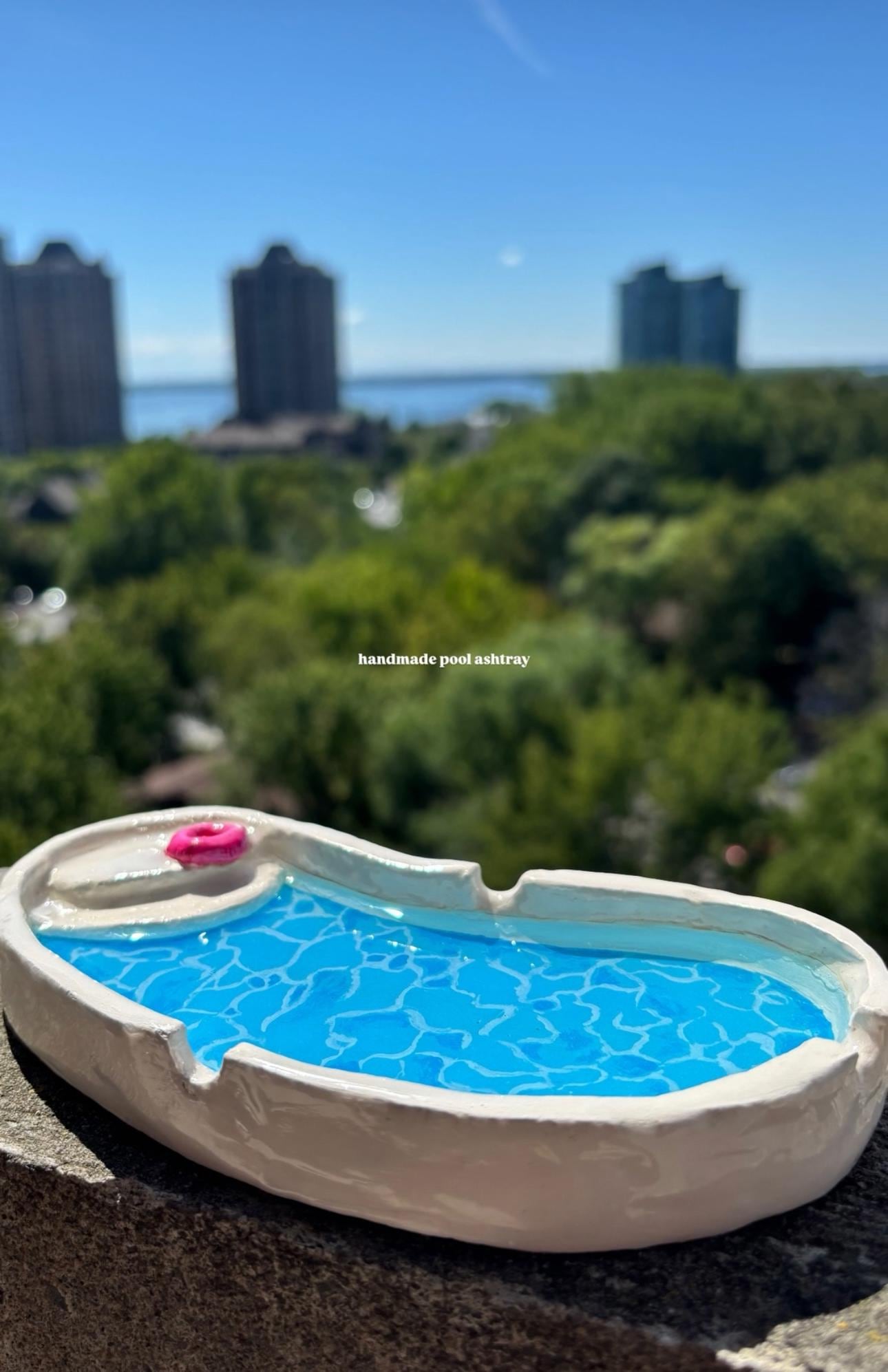 少年インザフッドGRAFFITI POOL ASH TRAY by K.C.V 少年インザフッドGRAFFITI POOL ASH TRAY by K.C.V 少年