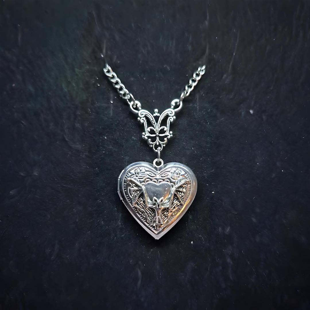 Bat Heart Locket Necklace – Gothic Silver Tone Photo Pendant, Vampire ...