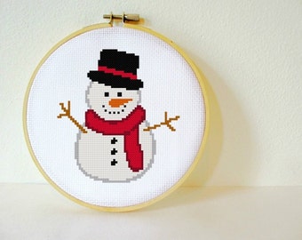 Counted Cross stitch Pattern PDF. Instant download. Snowman. Includes easy beginner instructions.
