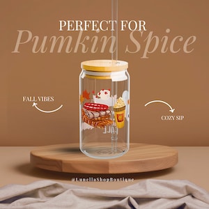 Fall Sipper Glass: 16oz Autumn Design with Bamboo Lid & Straw