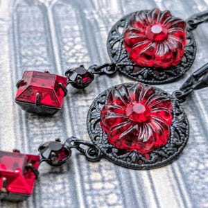 Red crystal and black filigree dangle, drop earrings: vintage, garnet, ruby, Victorian Gothic, goth, gift