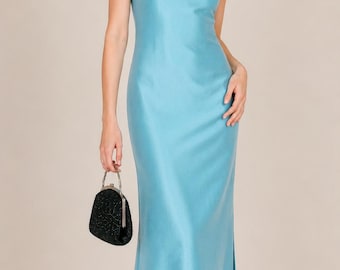 Abito lungo con scollo all'americana in dupioni di seta azzurro cielo, elegante abito da sera senza schienale, abito formale fatto a mano, abito per invitata a un matrimonio, abito da damigella d'onore