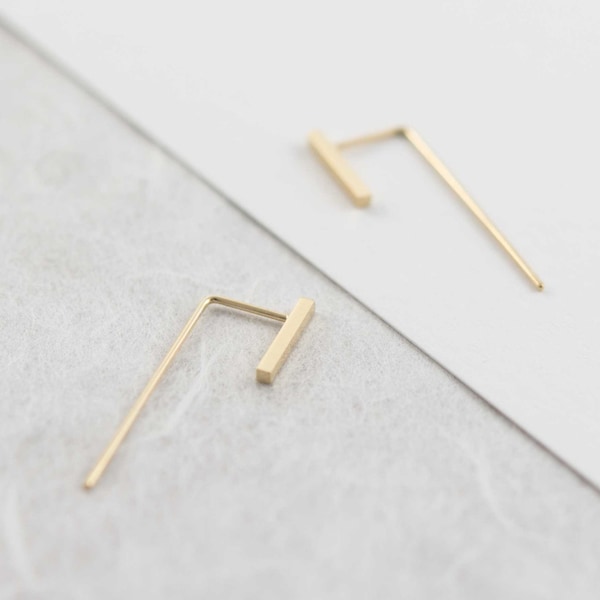 Double sided bar linear earrings gold plated