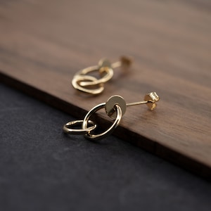 Double circle studs earrings