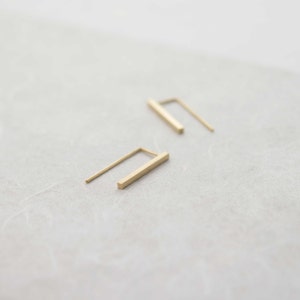 Yellow gold Vermeil bar ear jacket