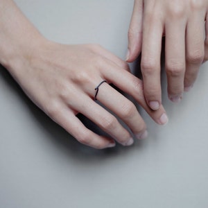 Twisted silver ring, modern and minimal, perfect gift image 1