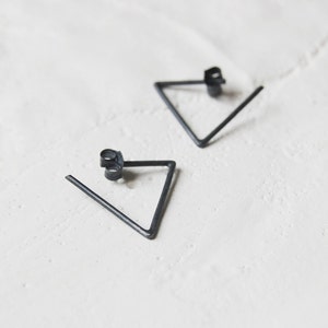 Triangle open hoop earrings silver image 1