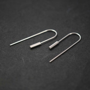 Long threader earrings in silver