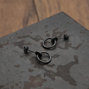 Link earrings black silver, small earrings