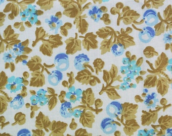 tissu de courtepointe vintage des années 1960 en coton inutilisé de haute qualité avec motif imprimé brun clair/fleur bleu clair sur fond blanc d’os