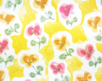 Tecido de colcha de algodão floral vintage dos anos 1970: flores rosa e verde