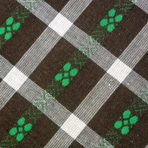 Vintage 1960s woven fabric in highquality unused cotton with green flower pattern on brown/ white checkered bottomcolor for sewing prodjects