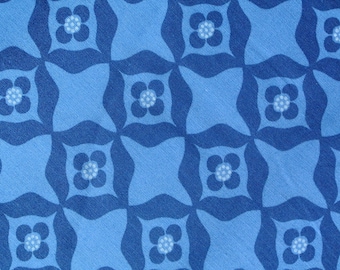 Swedish 1990s IKEA of Sweden cotton fabric in highquality unused S Edholm/L Ullenius design with large darkblue KALLT pattern on blue bottom