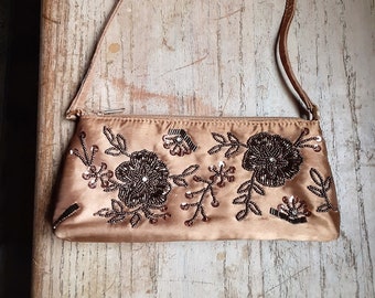 Sac à main de soirée en satin, motif de fleurs perlées, perles et paillettes en marron, poignée supérieure, accessoires vintage, le vôtre, occasionnellement