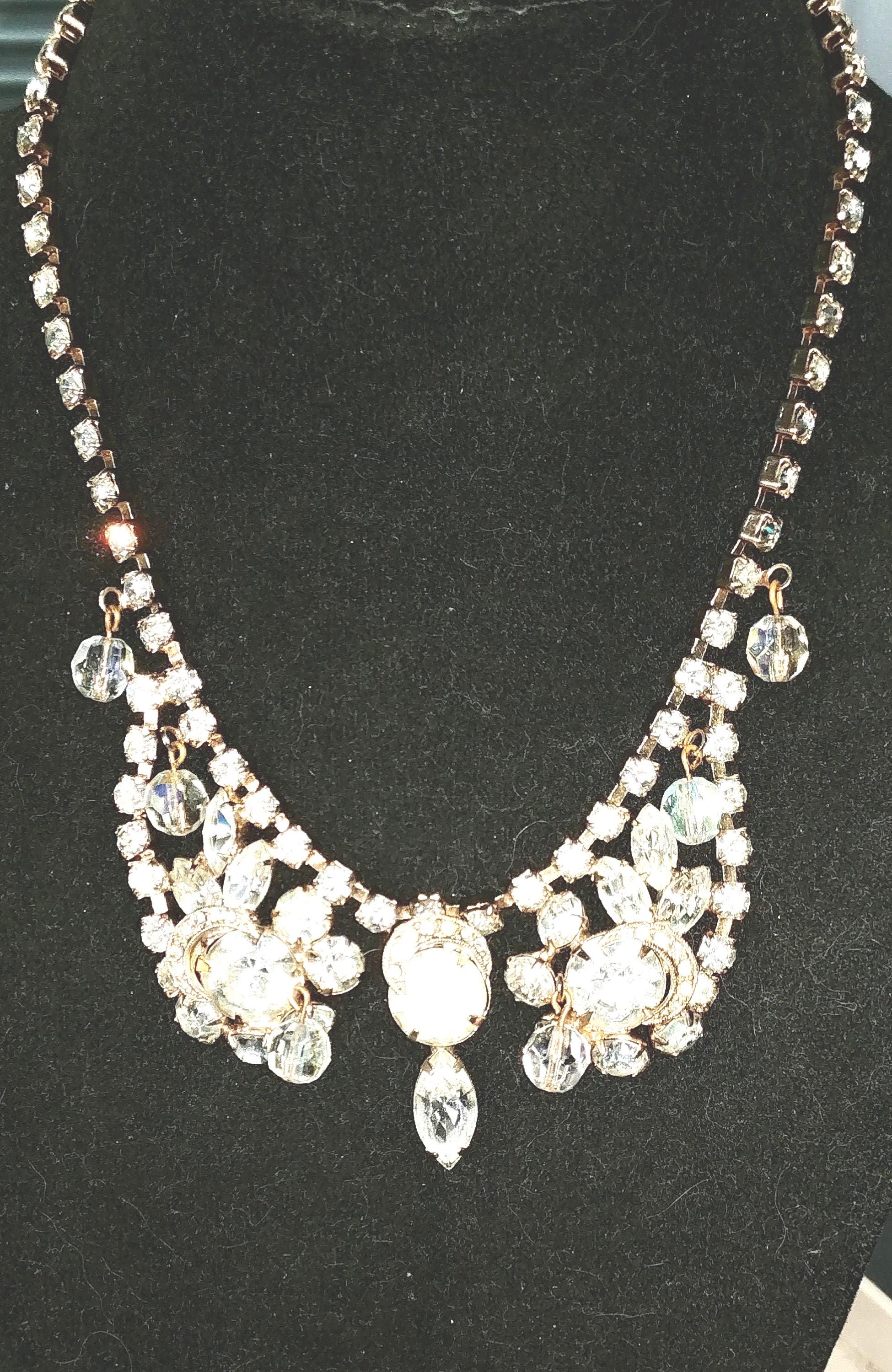 kramer社　コスチュームジュエリー　ネックレス　ラインストーン　クレーマー社 Kramer Diamond Look Necklace: Vintage AB Rhinestone Wedding