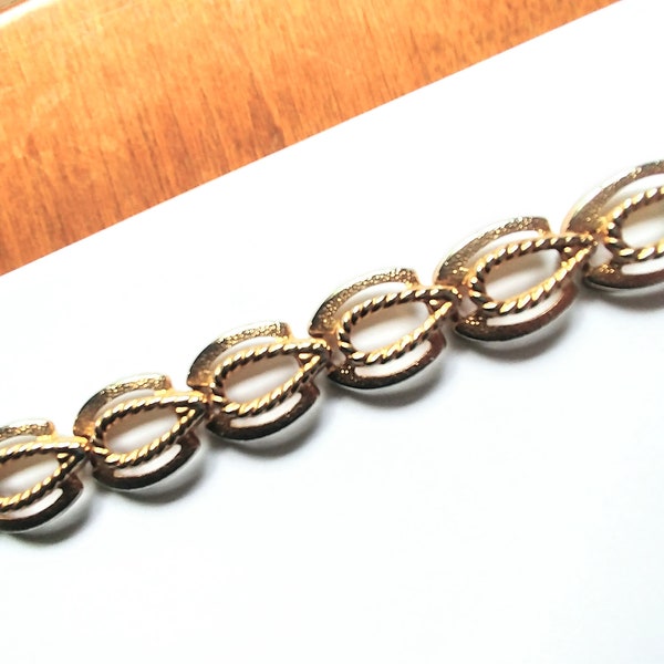 Bracelet Pulsera Daisy Chain Links Gold Tone Vintage Jewelry Yours, Occasionally
