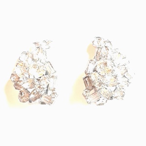 Weiss gesigneerde vintage clipoorbellen met strassteentjes: Aurora Borealis-sieraden