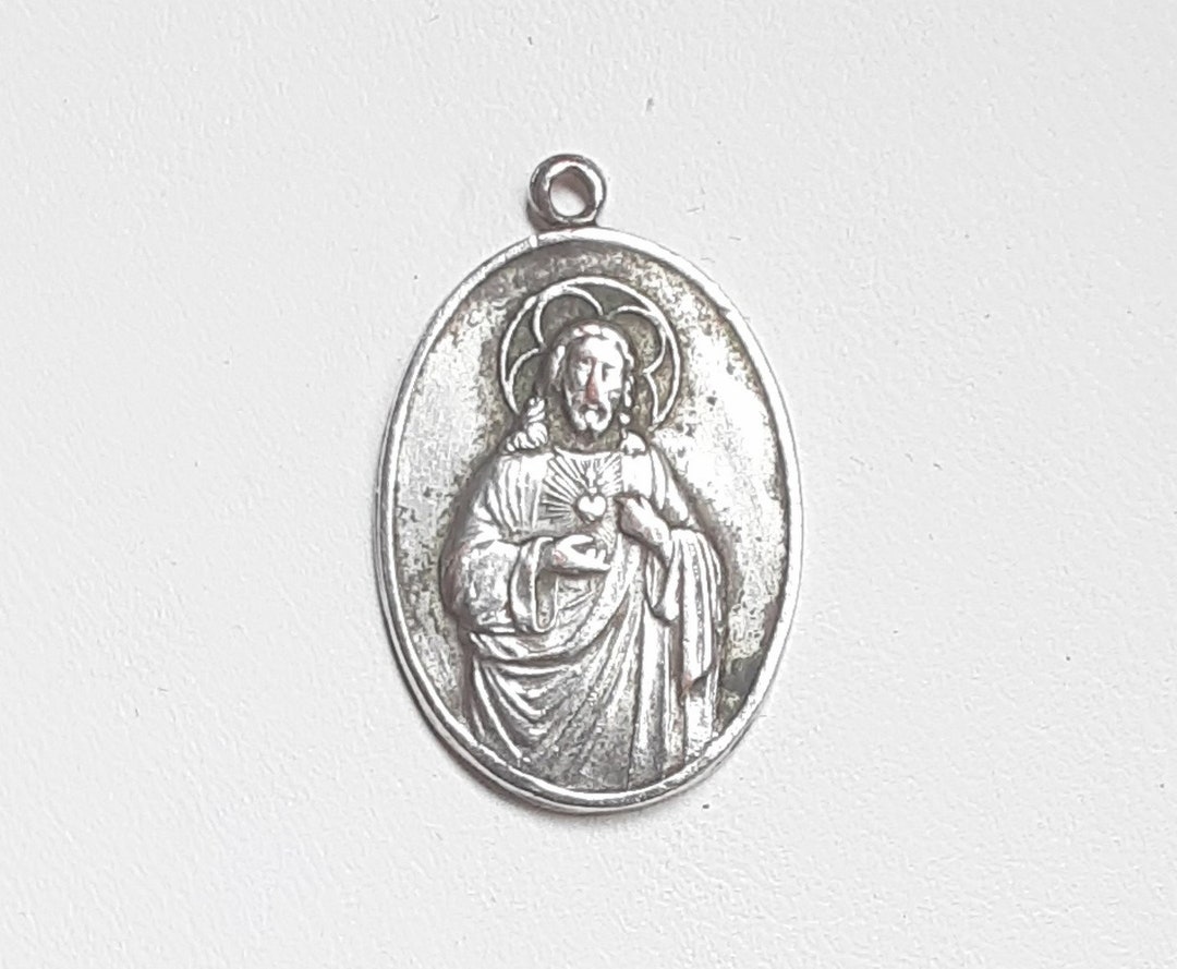 Vintage Sacred Heart of Jesus & Virgin Mary Medal - Religious Charm - Etsy