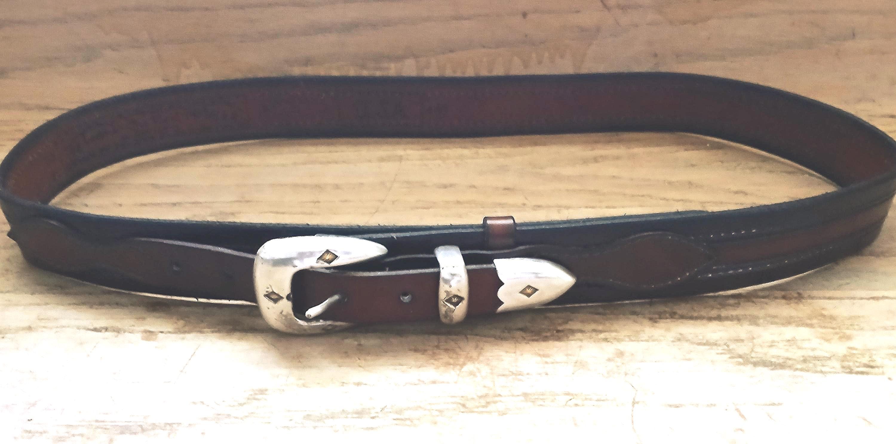 Vintage 80s GARY GAIL Red Leather Stretch Belt Gold Sculptural Buckle Statement 14 country artists were named to Billboards Top Artists of  main image 3