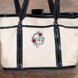Dekoriert Geldbörse Faux Stroh Strand Handwerk Versorgung Einkaufstasche Kolibri Silber Ton Metall Medaillon zurückgefordert Zusammenstellung Stricken Nähen Tasche