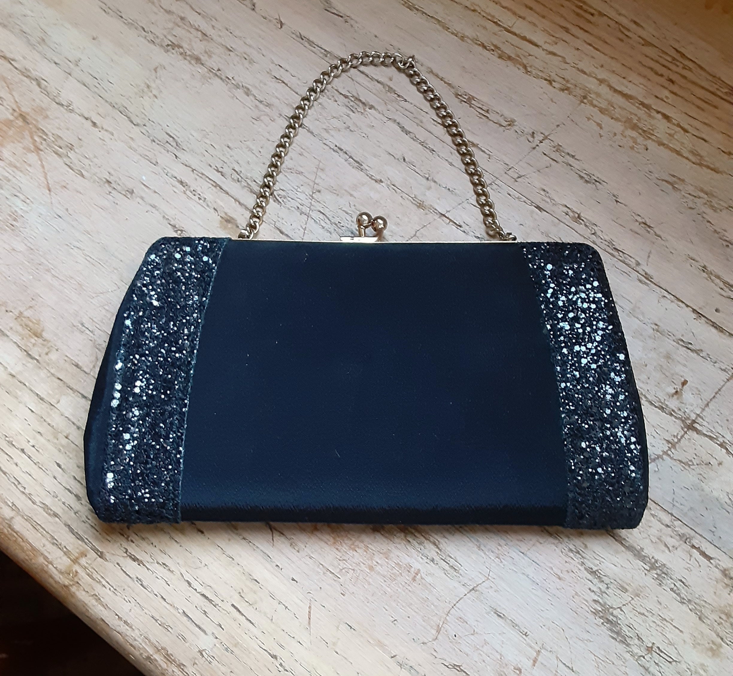 Vintage Black Evening Clutch: Glitter Fabric Top Handle  display picture 1
