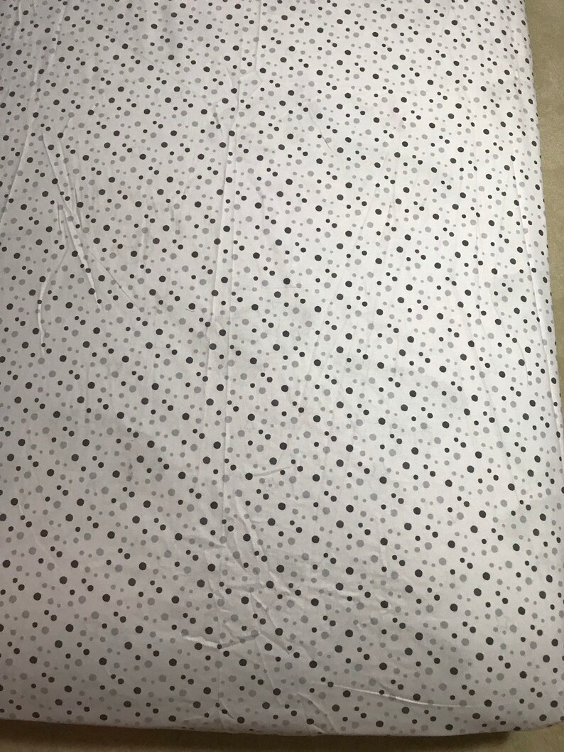 Gray polka dot Fitted Crib Sheet-Grey polka dot fitted crib sheet neutral fitted sheet Baby Shower Gift Gray bubbles Cotton Fabric Crib