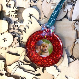 Personalized Resin Christmas Ornament 2025 – Custom Photo Dog Ornament, Pet Gift, Handmade Resin Keepsake, Family Xmas Gift, Xmas Tree Decor