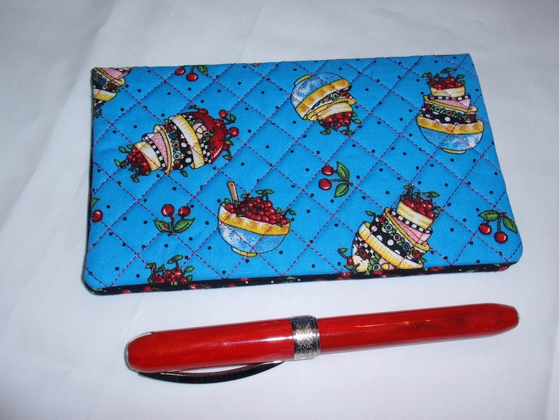 Daisy Fabric Women/'s Checkbook Cover Quilted Fabric Checkbook Cover Fabric Checkbook Cover Free Shipping Quilted Checkbook