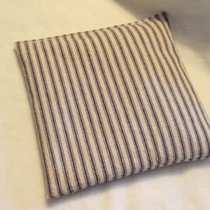 Cherry Pit Heating Pad Comfort Hot and Cold Pack Large Size Square, Casserole Warmer