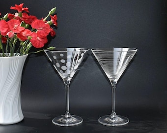 Taças de Martini Vintage Mikasa Cheers – Espiral Gravada e Bolinhas, Cristal sem Chumbo, Conjunto de 2