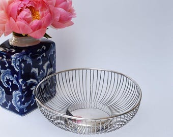 Vintage Italian Silverplate Wire Fruit Basket – Round Bread Serving Bowl, Openwork Centerpiece