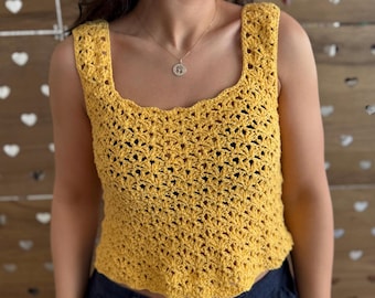 Camiseta de tirantes amarilla de crochet hecha a mano: Top bohemio de punto de algodón sin mangas