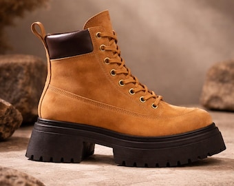 Tan Leather Platform Combat Boots Chunky Lug Sole Lace Up Ankle Boots Women’s Fashion Streetwear Hiking Work Boots Minimalist Aesthetic