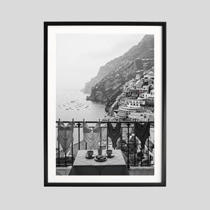 Positano-uitzicht ontbijt print, zwart-witte muurkunst, reisfotografie, kustposter, afdrukbaar, Italiaans interieur