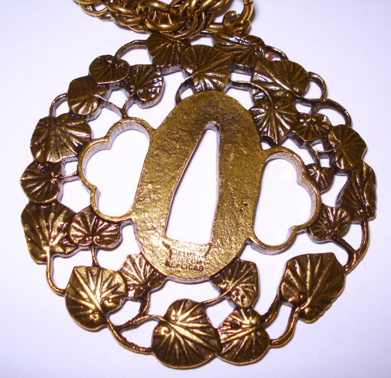 Vintage Necklace  . Gold  .  Big Pendant .  Retro… - image 3