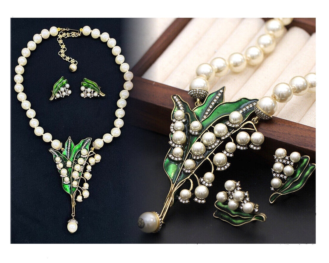 Collana Heidi Daus Elegante A Goccia Con Cristalli Swarovski Azzurri E Perle - Nuova Con Etichette