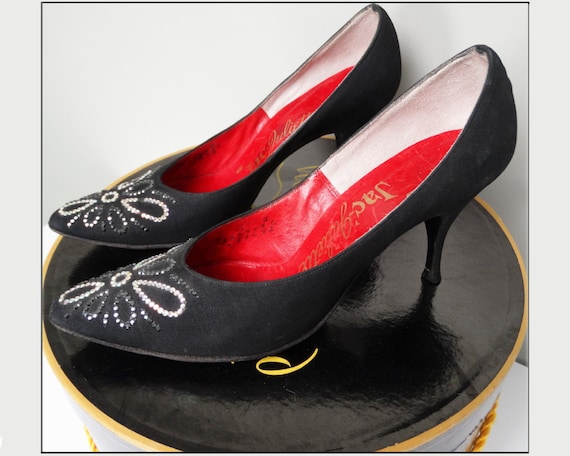 Vintage 1950s Stiletto Heels//Black//Rhinestones//