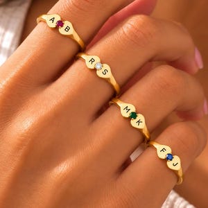 Anillo personalizado con dos iniciales, anillo con letras a medida, anillo de dos iniciales, anillo de iniciales en oro,